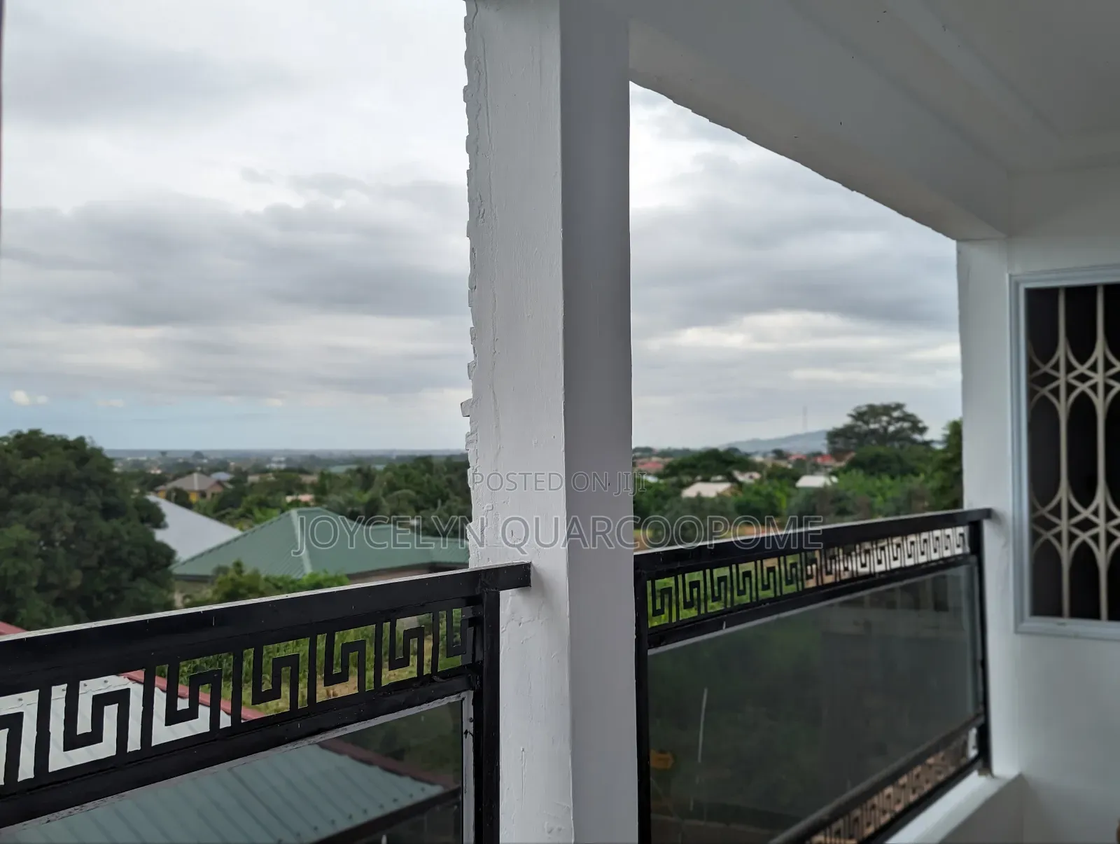 5bdrm Mansion in Dodowa for rent