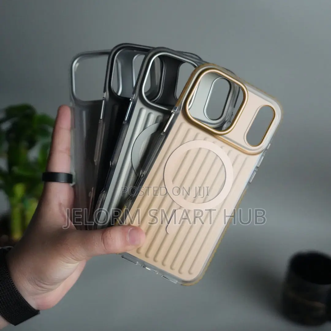 iPhone 17 Pro Max Iridescent Case