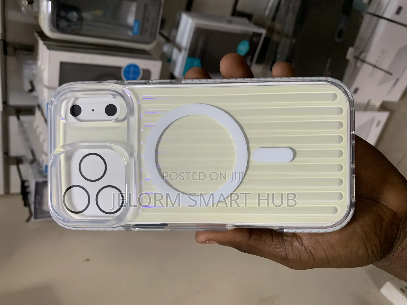 iPhone 17 Pro Max Iridescent Case