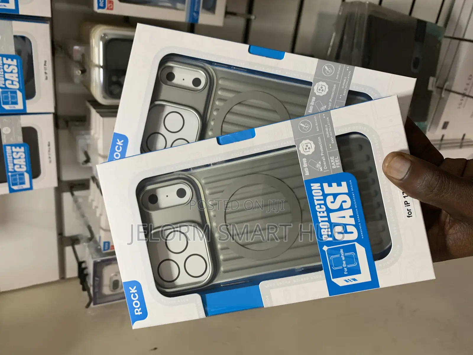iPhone 17 Pro Max Iridescent Case
