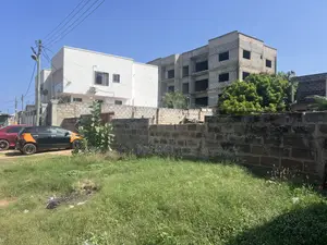 6bdrm House in Lashibi, Accra Metropolitan for sale