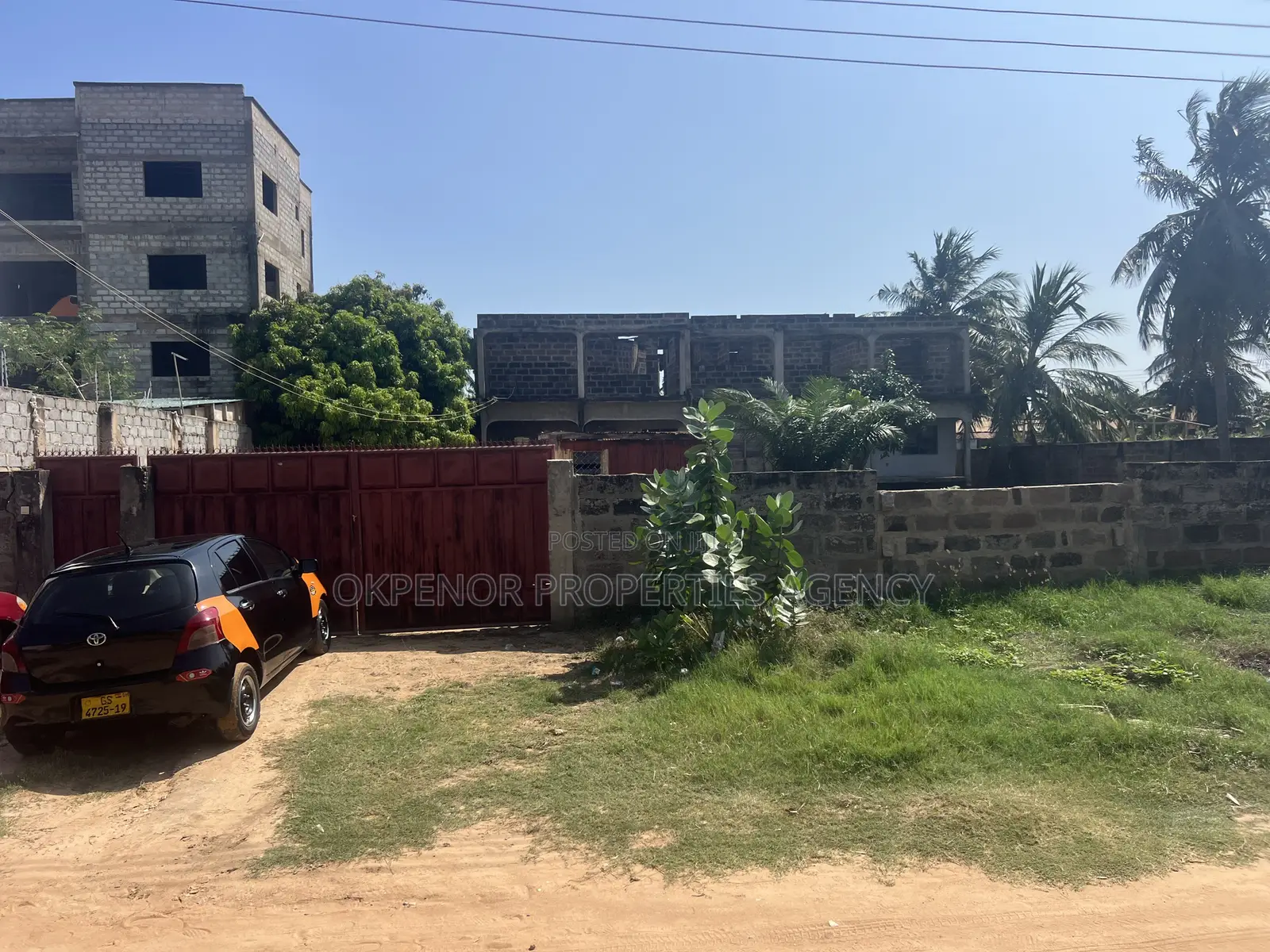 6bdrm House in Lashibi, Accra Metropolitan for sale