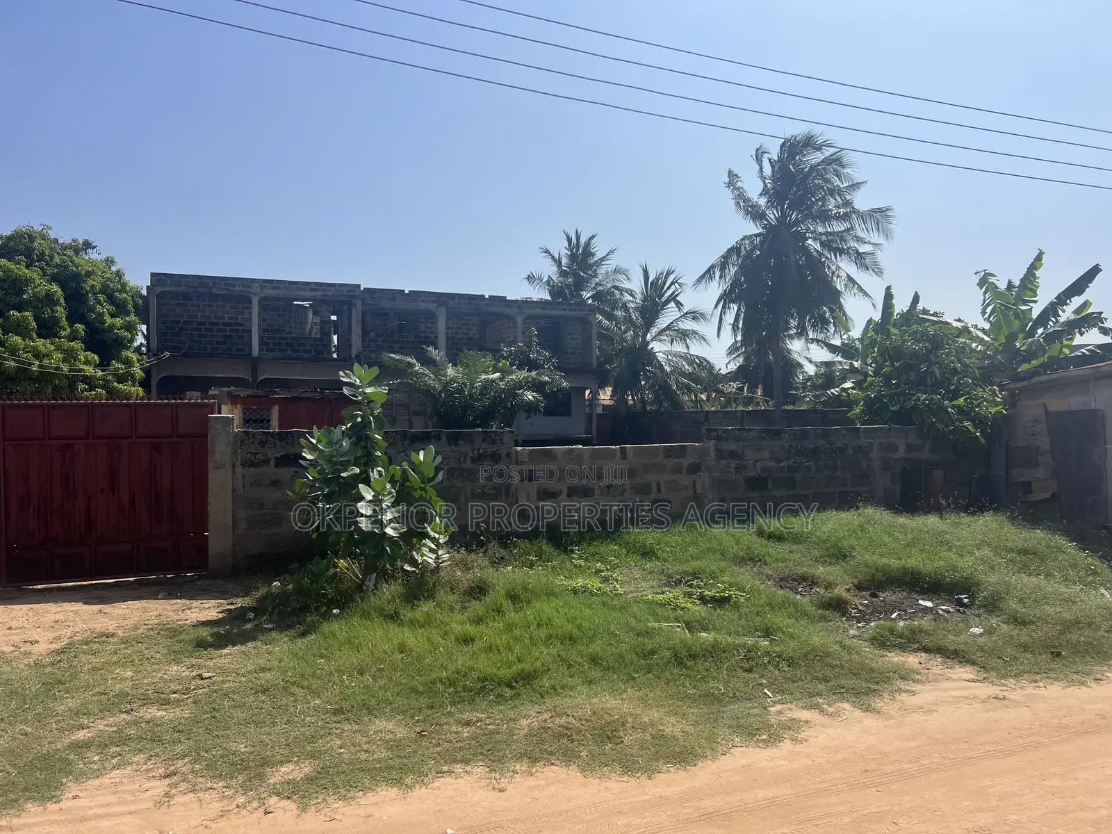 6bdrm House in Lashibi, Accra Metropolitan for sale