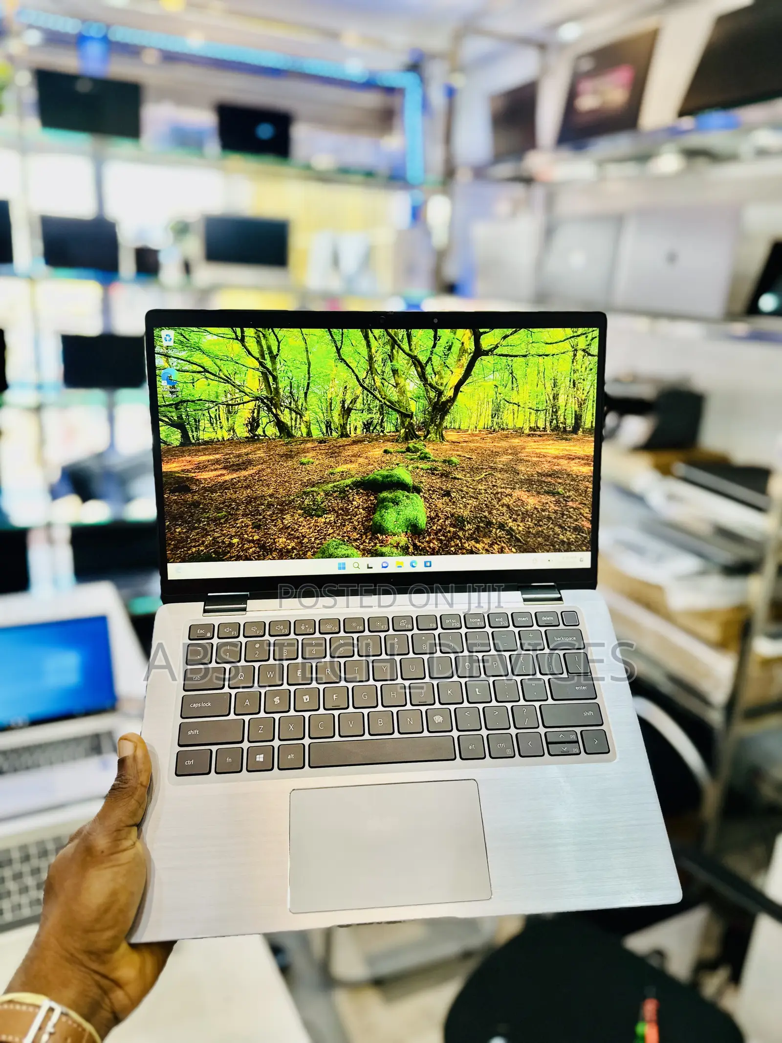 Laptop Dell Latitude 7420 32GB Intel Core i7 SSD 512GB