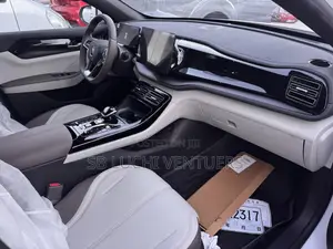 BYD Qin Plus DM-i 2025 White