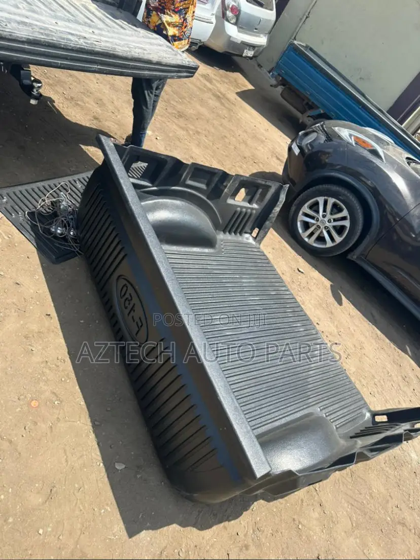 Ford F-150 Bucket Liner