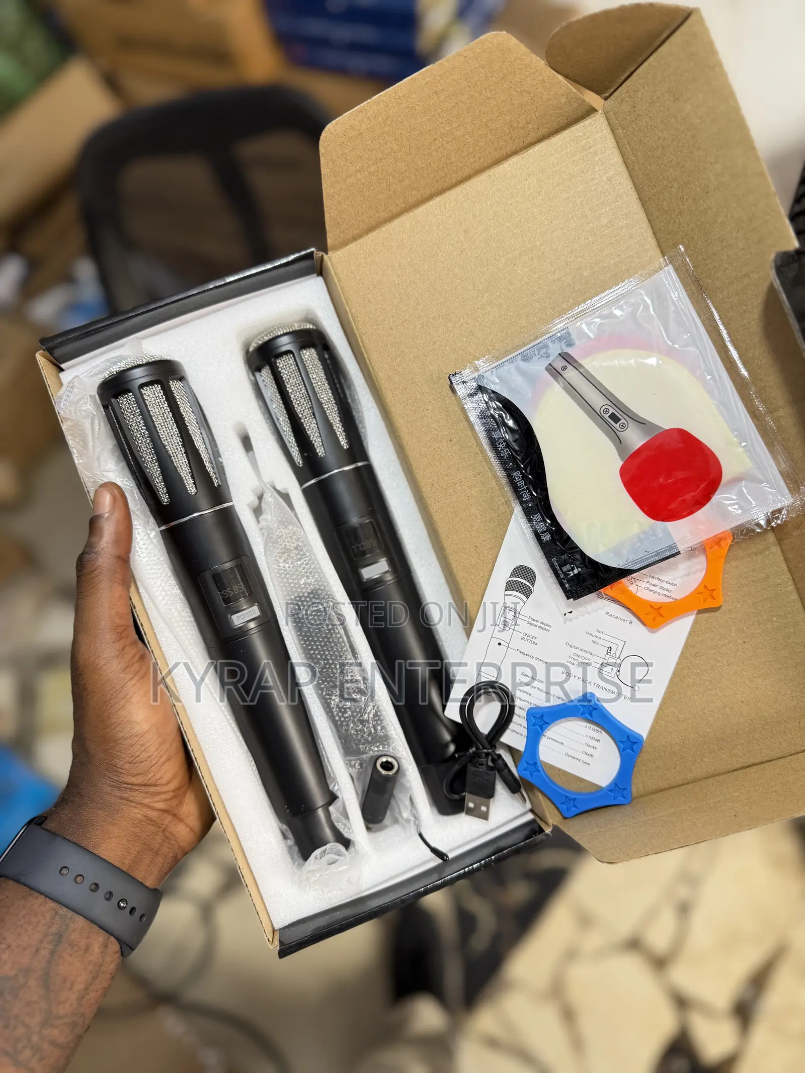 Cordless Rechargeable Microphone