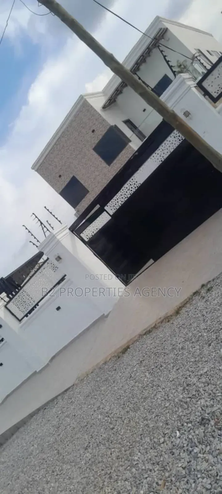Furnished 4bdrm Duplex in B2 Properties Agency, Kumasi Metropolitan