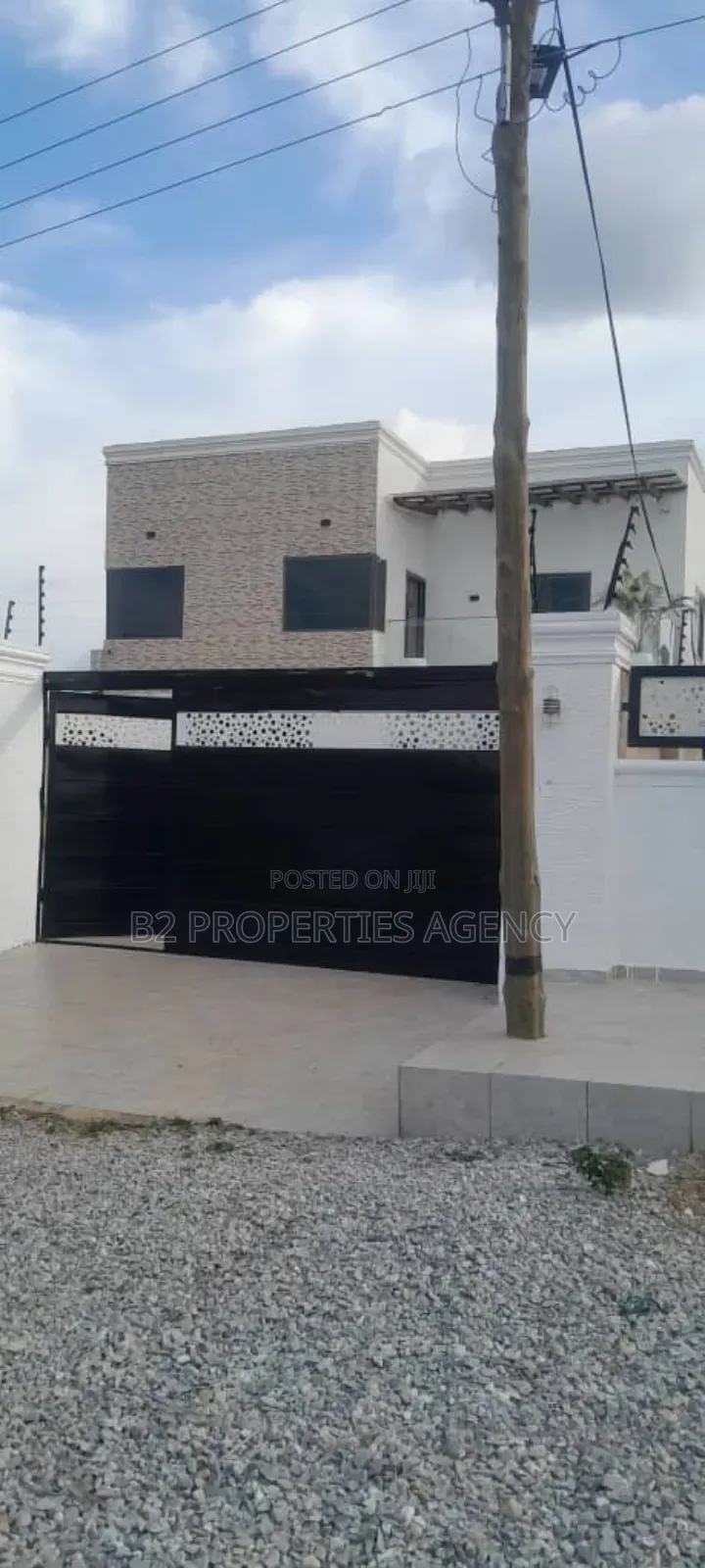 Furnished 4bdrm Duplex in B2 Properties Agency, Kumasi Metropolitan