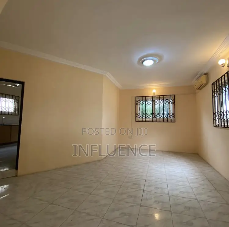 3bdrm House in American House Area, East Legon for sale