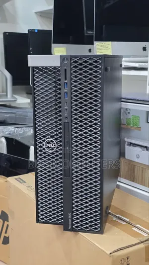 Desktop Computer Dell Precision 5820 64GB Intel Xeon HDD 2T