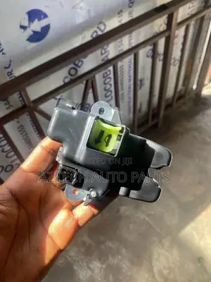 Hyundai Elantra 2011-2016 Boot Locker