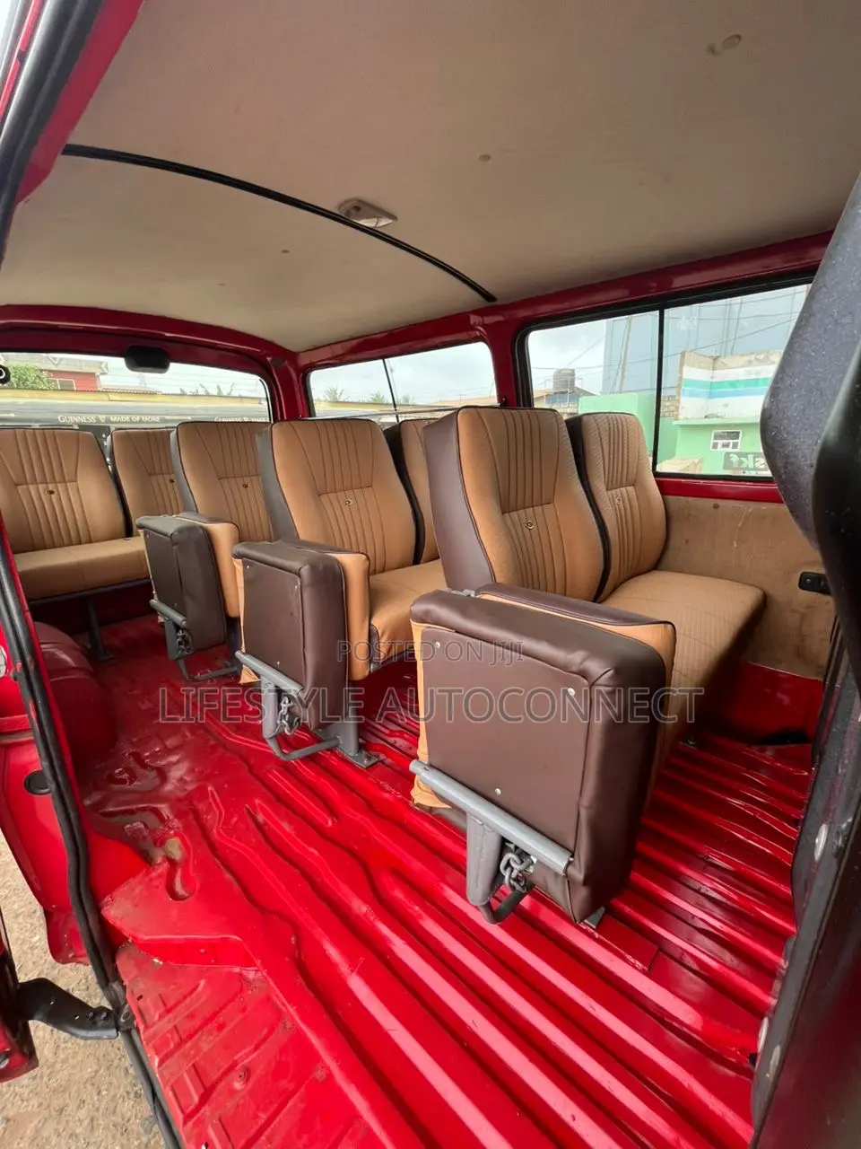 Toyota HiAce 2008 Red