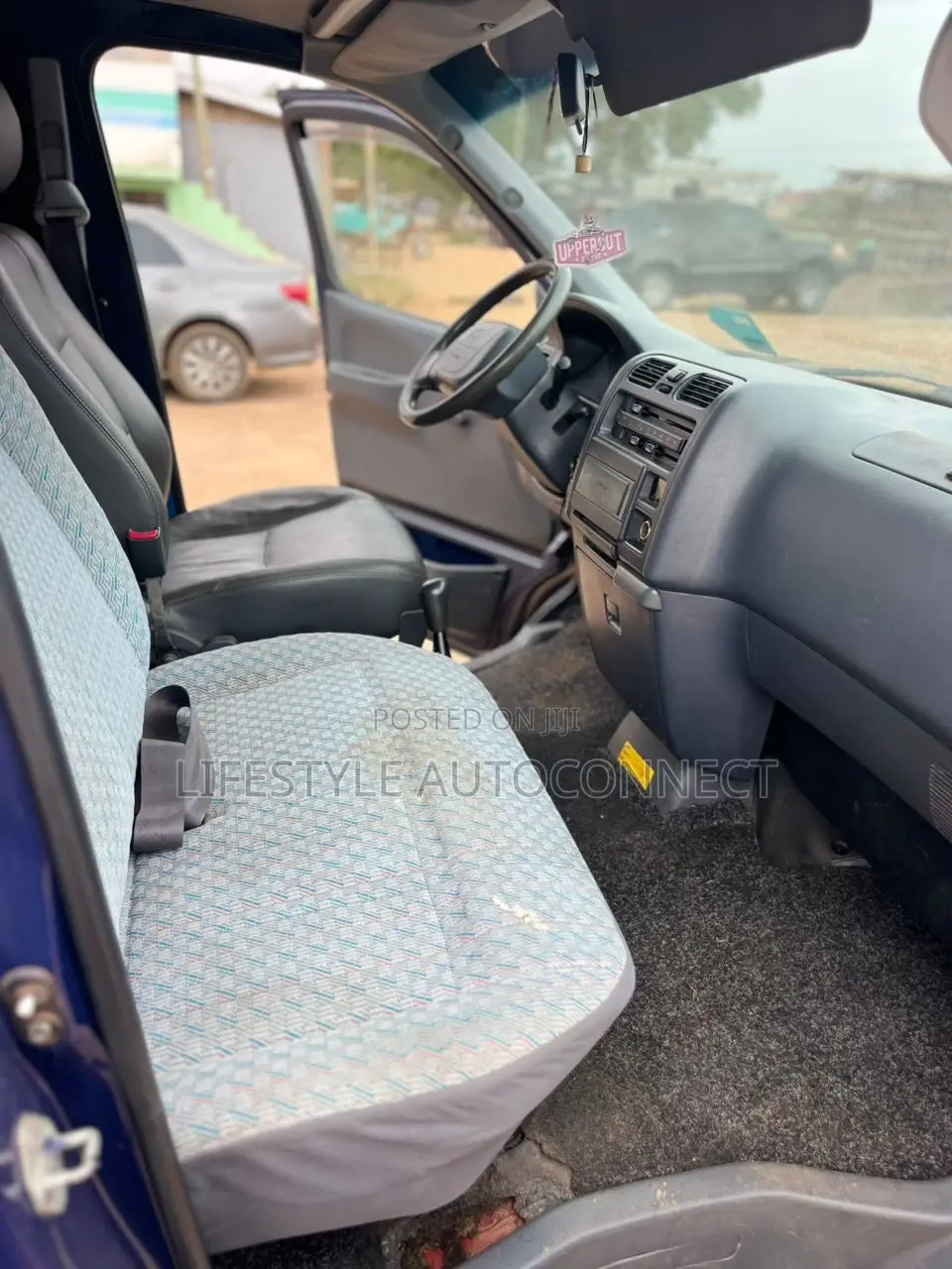 Toyota HiAce 2007 Blue