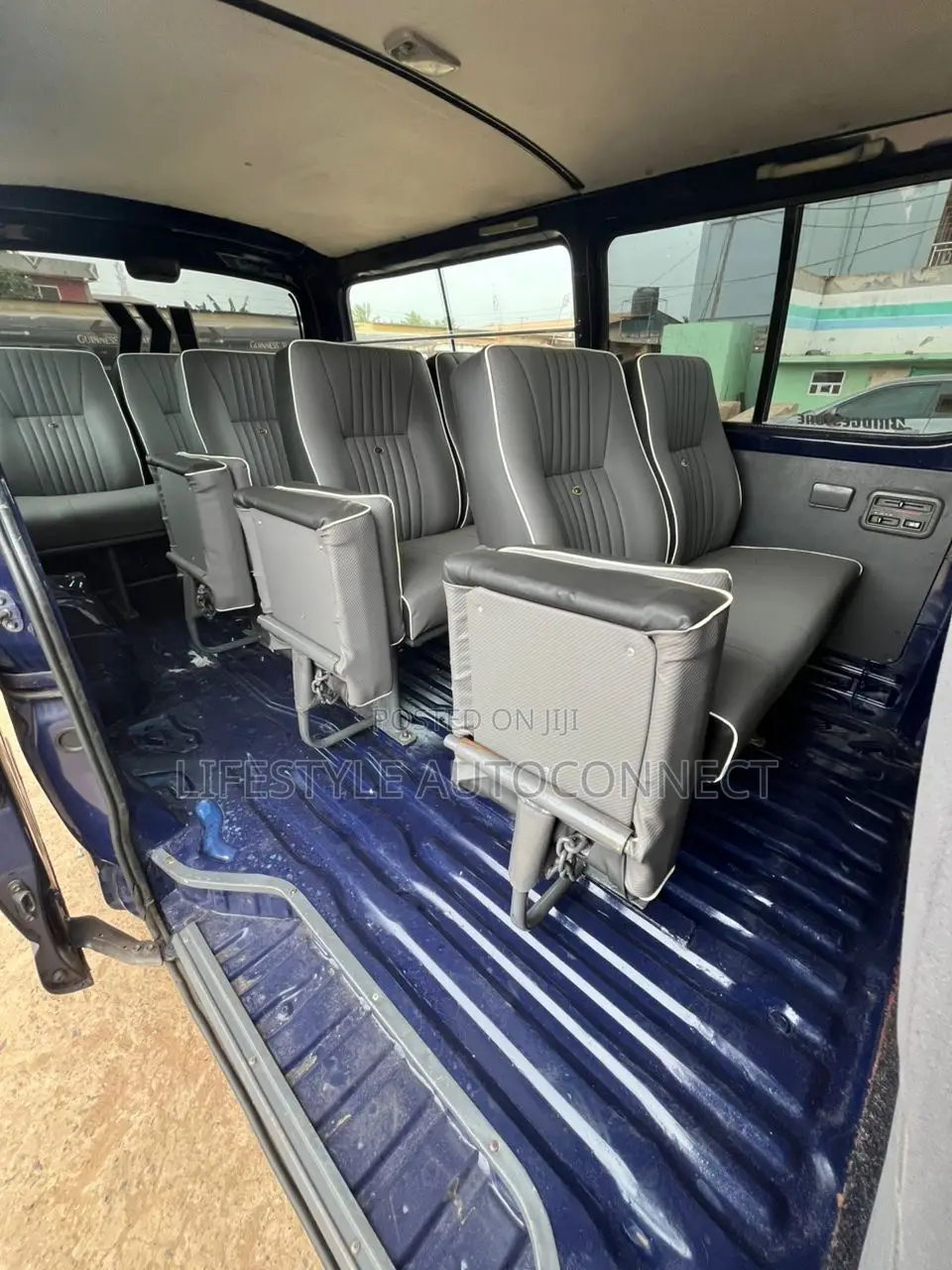 Toyota HiAce 2007 Blue