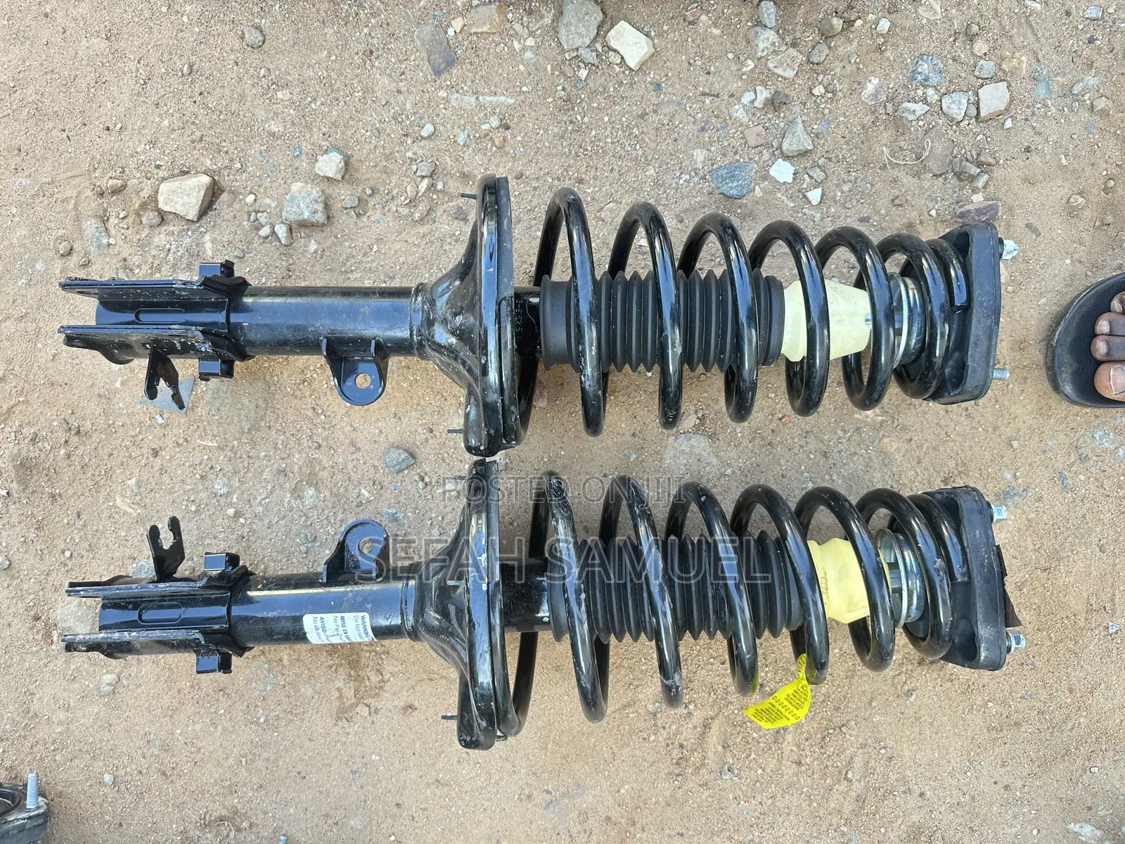Hyundai Tucson 2006 Back Shocks