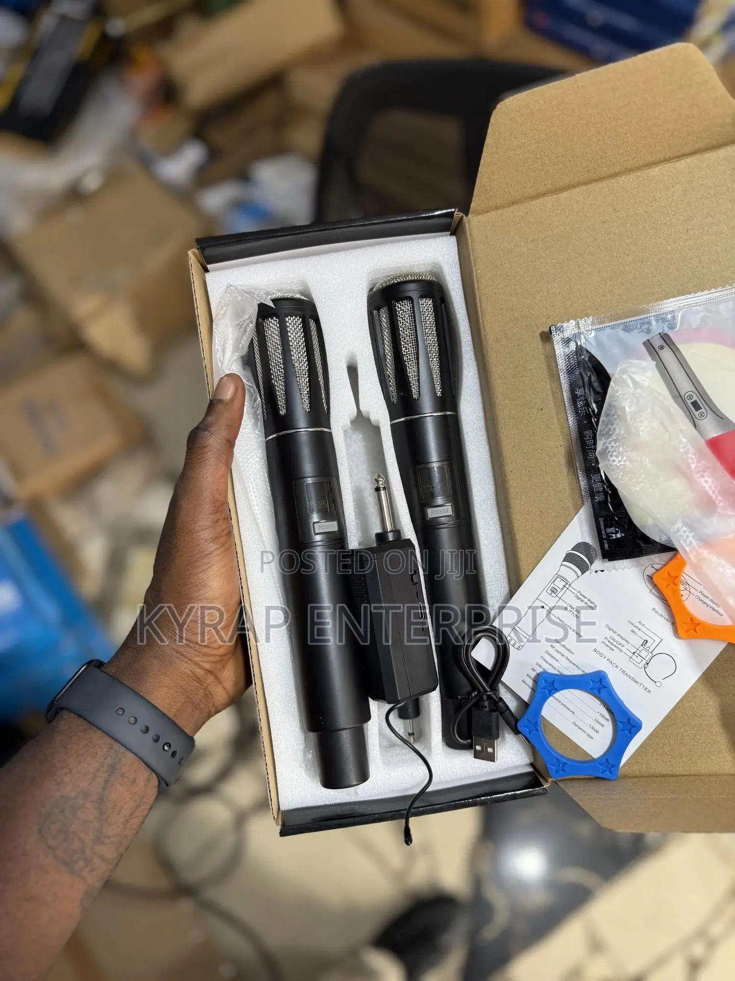 Cordless Rechargeable Microphone
