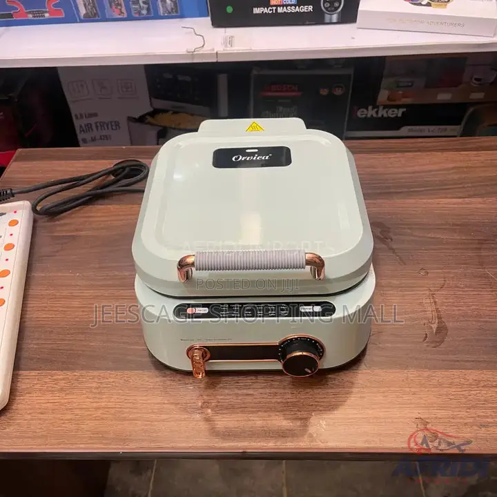 3-in-1 Multi-Cooker Machine