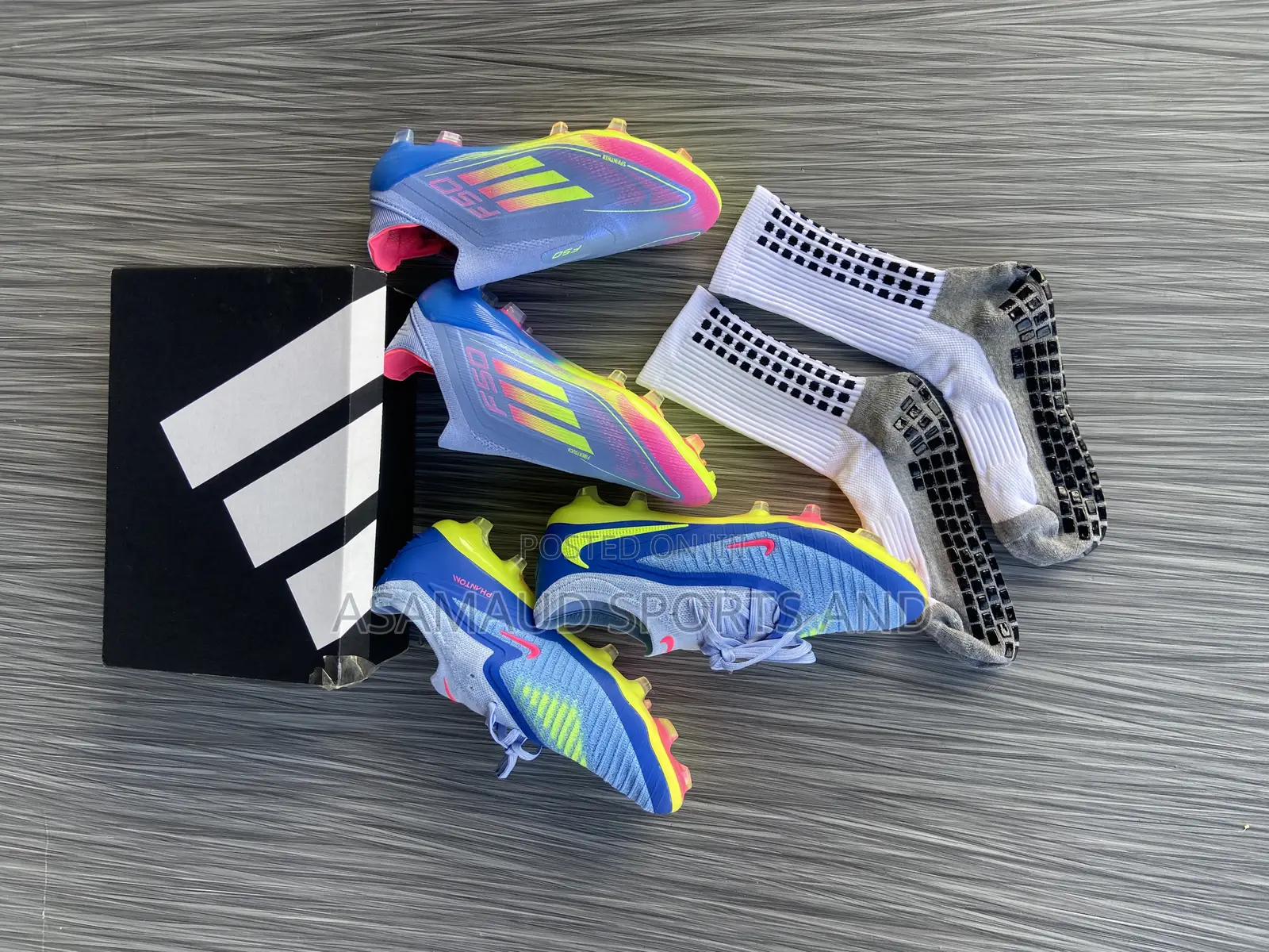 Original New Football Boot Available at Cool Price