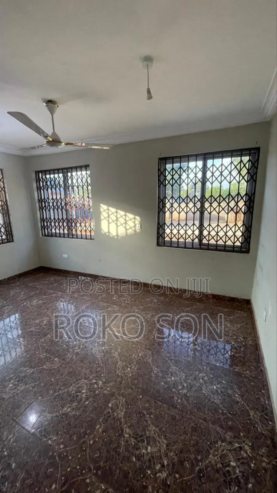 3bdrm Apartment in Dr Roko, Frafraha for rent