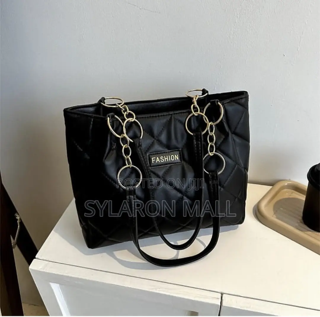 Luxury Quilted Tote Bag – Dual Handle Edition