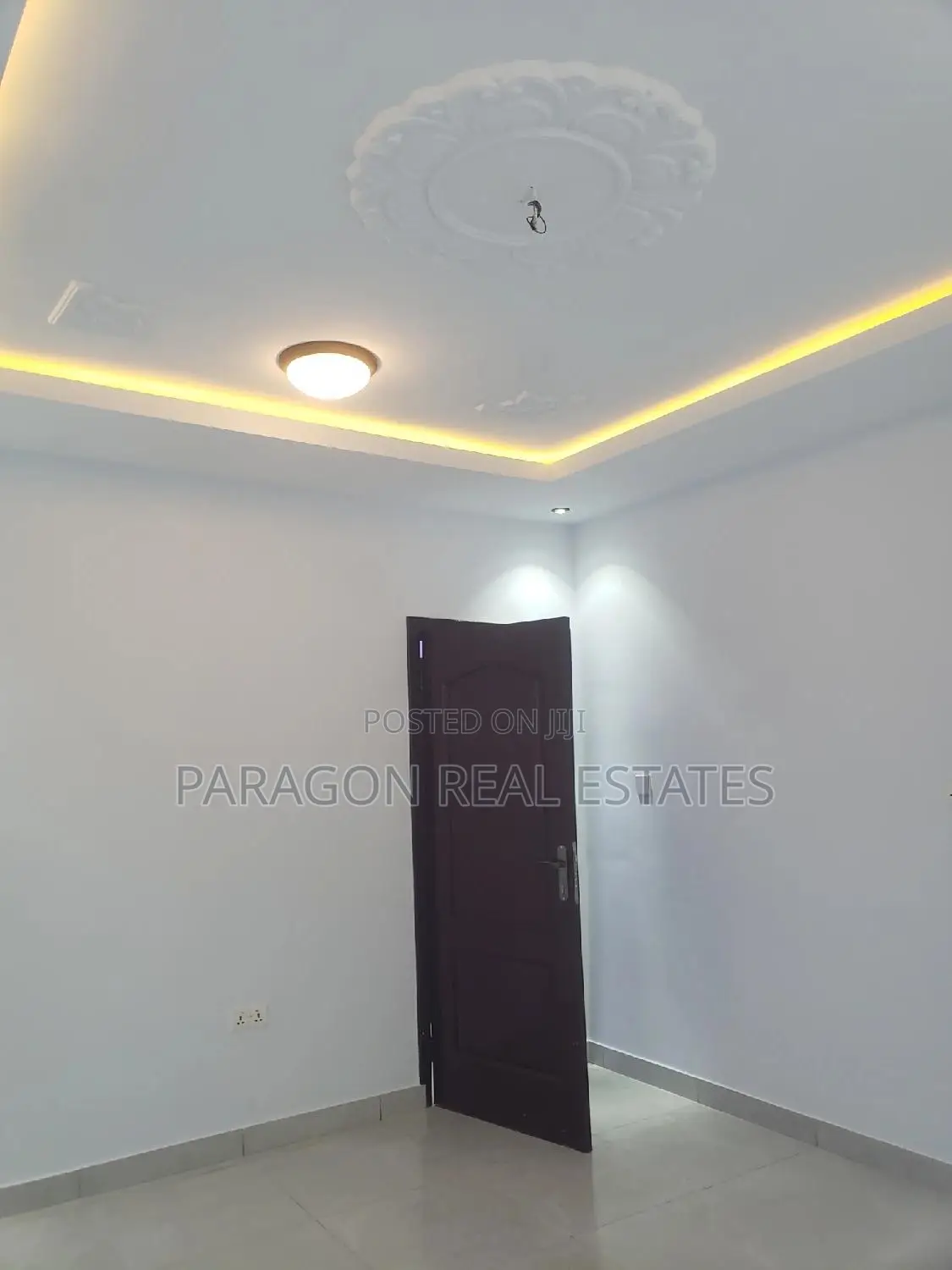 1bdrm Apartment in West Hills Mall Area for rent