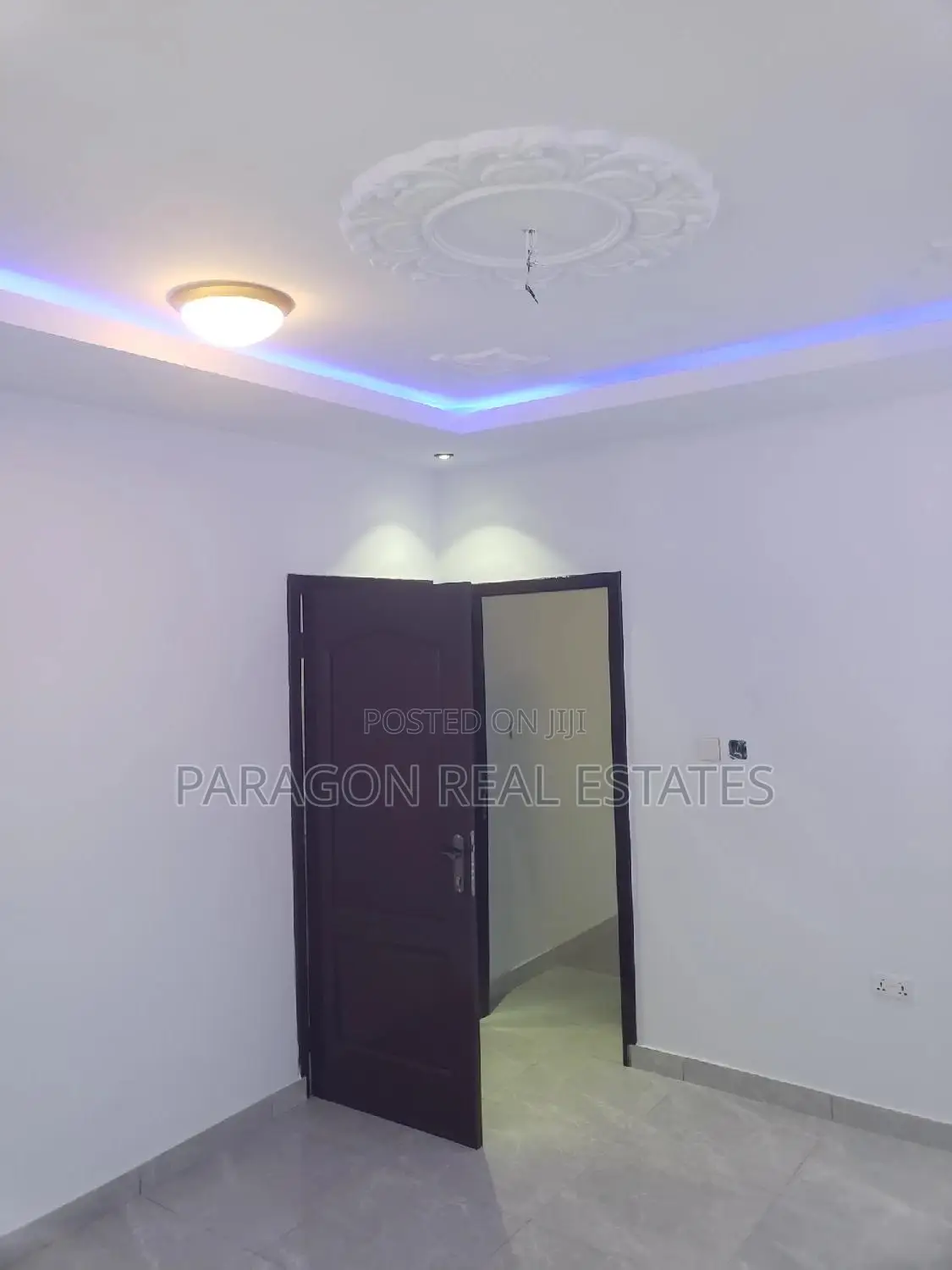 1bdrm Apartment in West Hills Mall Area for rent