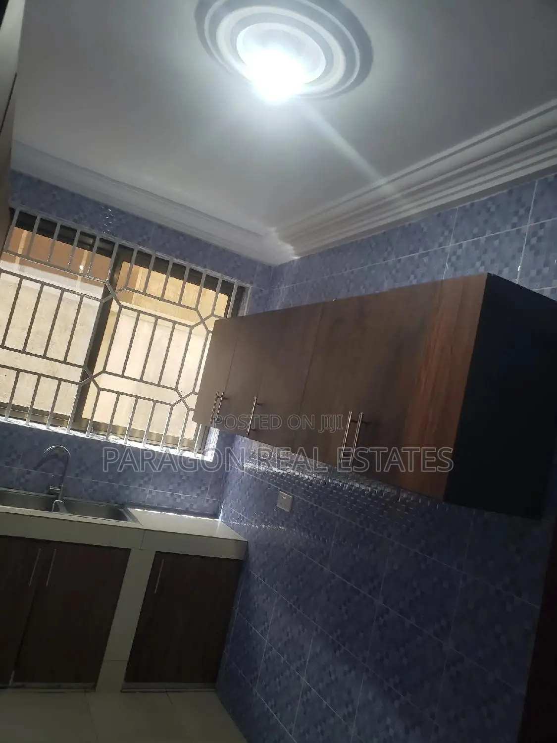 1bdrm Apartment in West Hills Mall Area for rent
