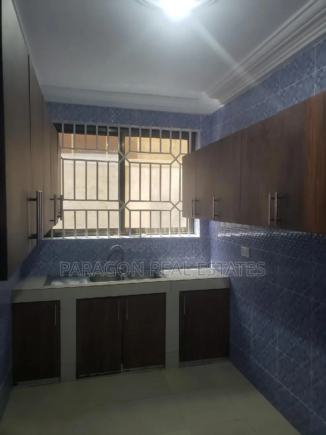 1bdrm Apartment in West Hills Mall Area for rent