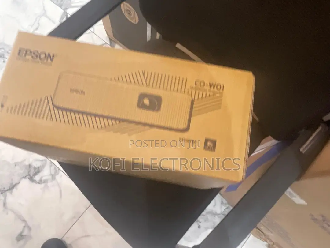 Vivid Color Epson Co-W01 Hdmi Projector for Home Cinema
