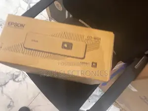 Vivid Color Epson Co-W01 Hdmi Projector for Home Cinema