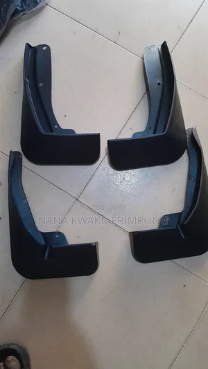 Honda Cr-v Mudguards Or Back Rubbers Available