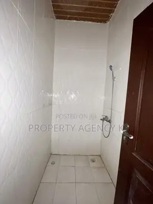 2bdrm Apartment in Kfs, Weija for rent