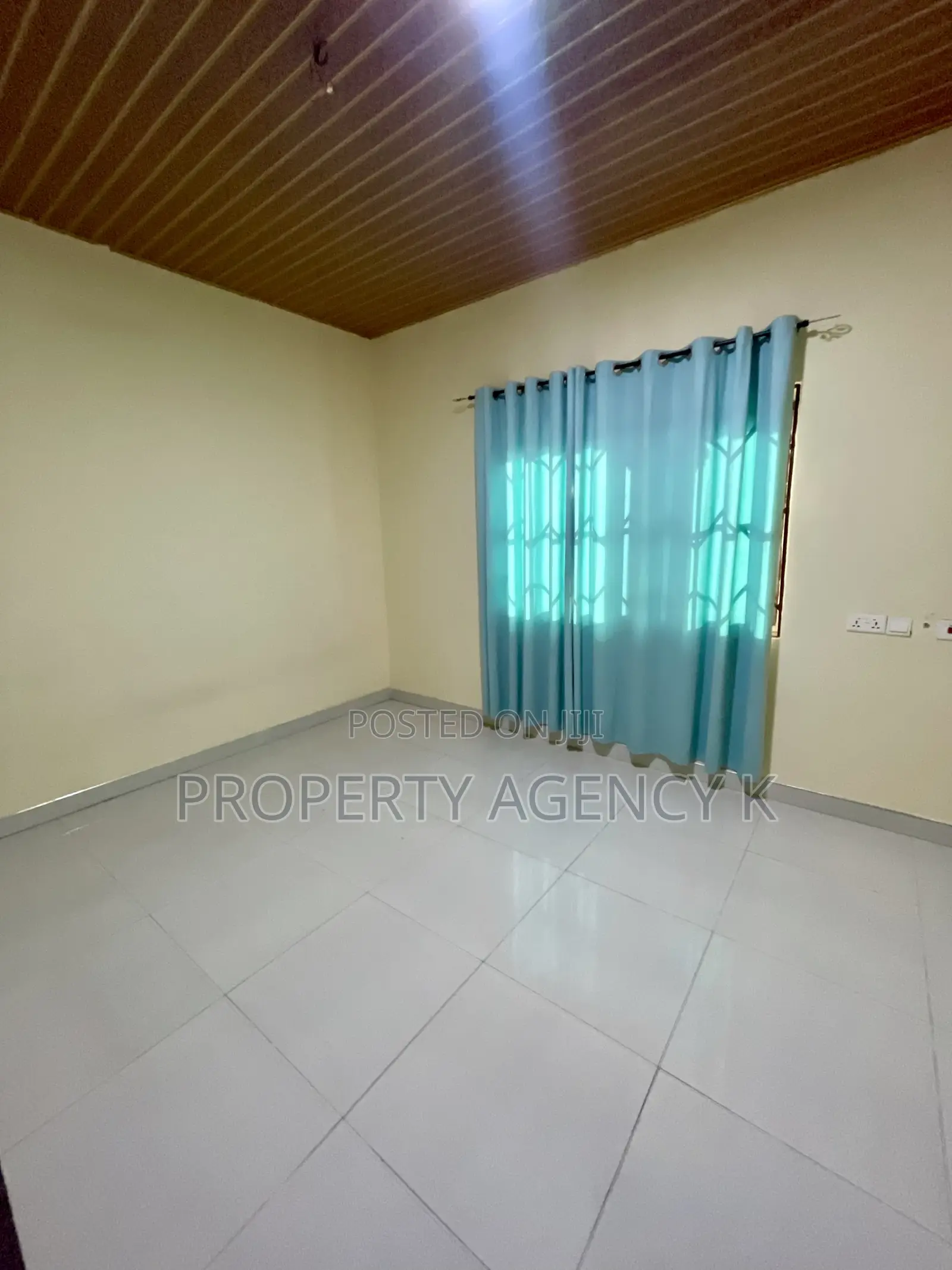 2bdrm Apartment in Kfs, Weija for rent