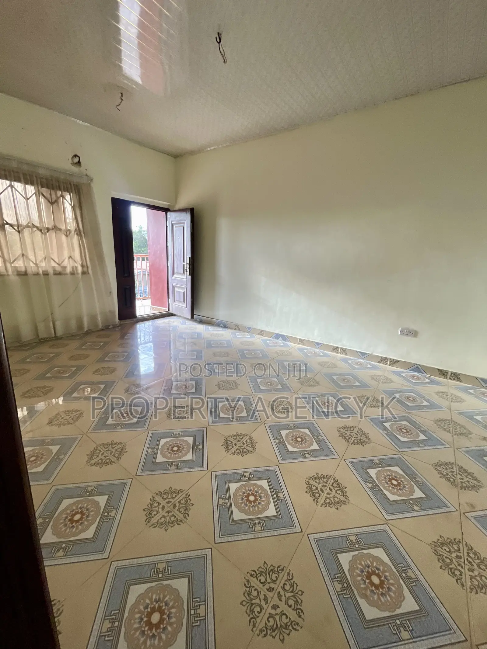 2bdrm Apartment in Kfs, Weija for rent