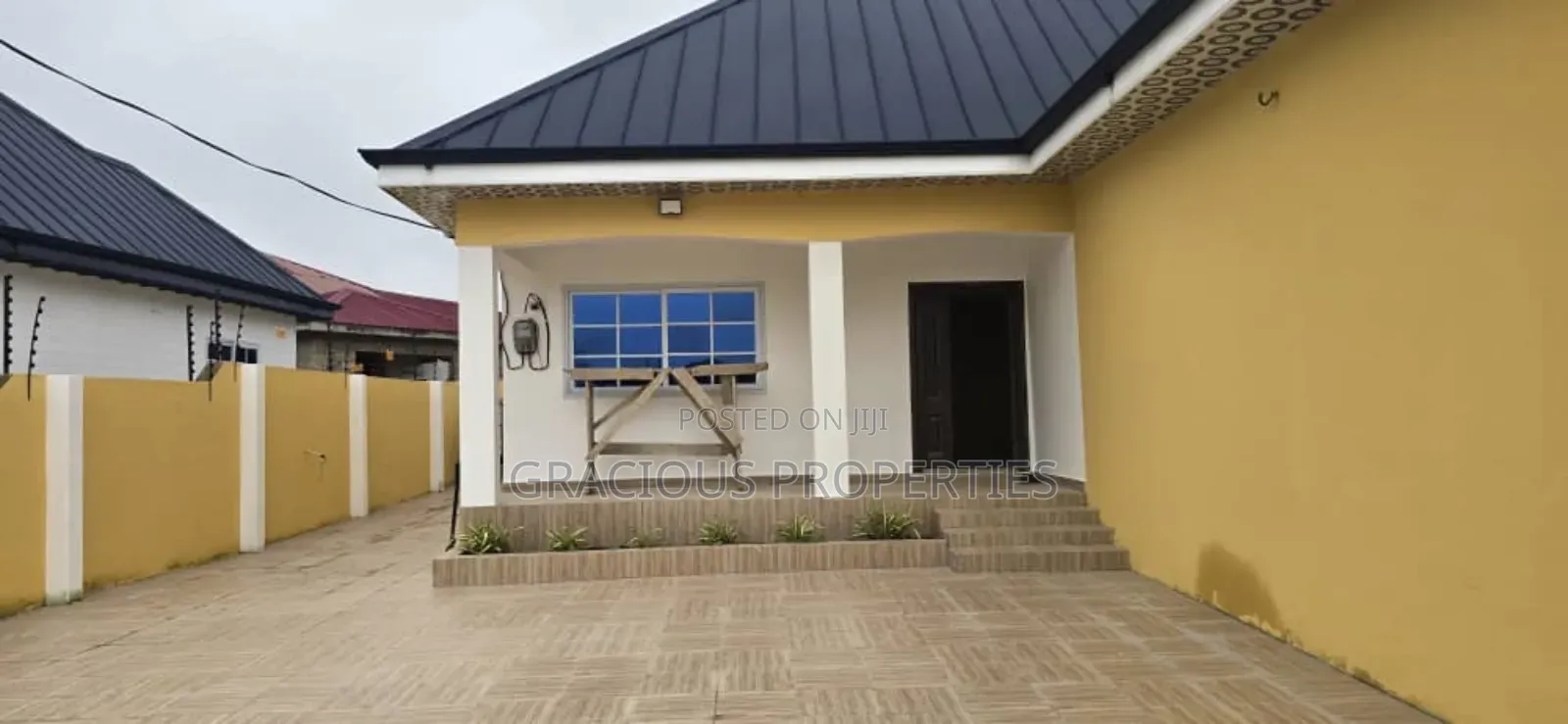 3bdrm House in Gracious Properties, Ablekuma for sale