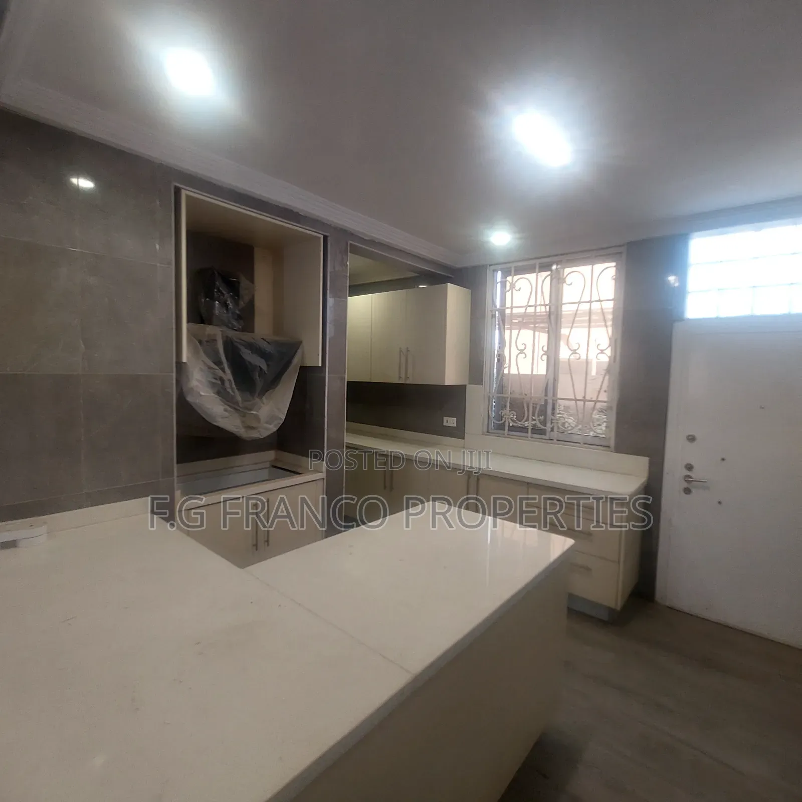 3bdrm Apartment in Kg Franco Properties, Spintex for rent
