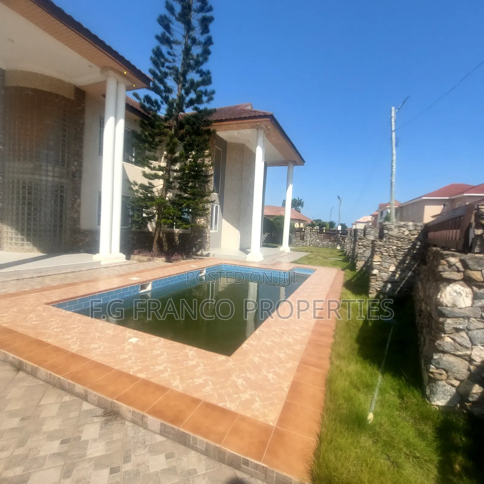 3bdrm Apartment in Kg Franco Properties, Spintex for rent
