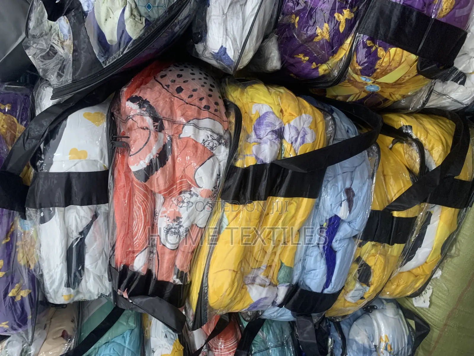 7 Pieces King Sized Duvets Portable for Traveling