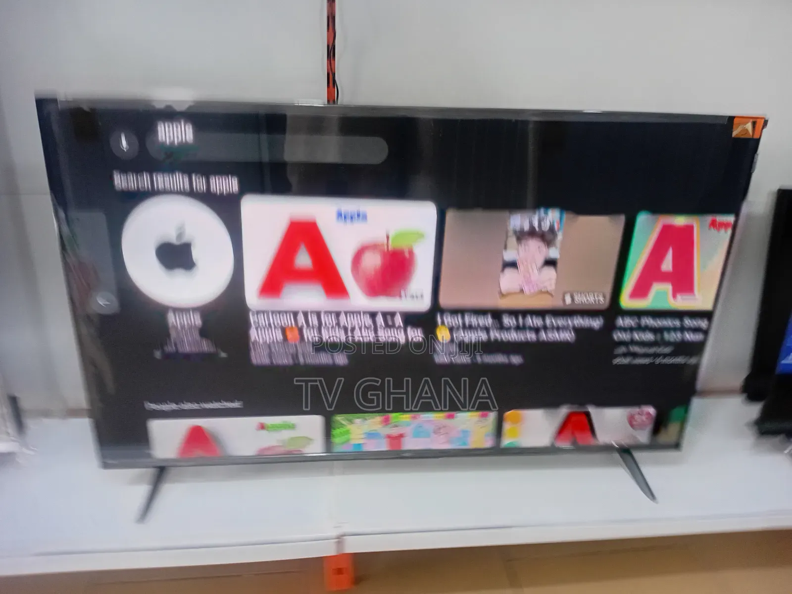 TCL 50” Smart Tv – Feel the Power of Clarity