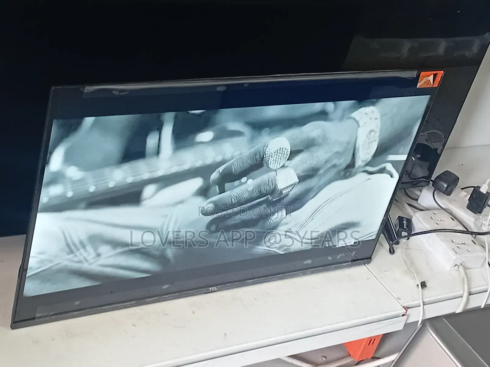 High Definition 32inches TCL Tv