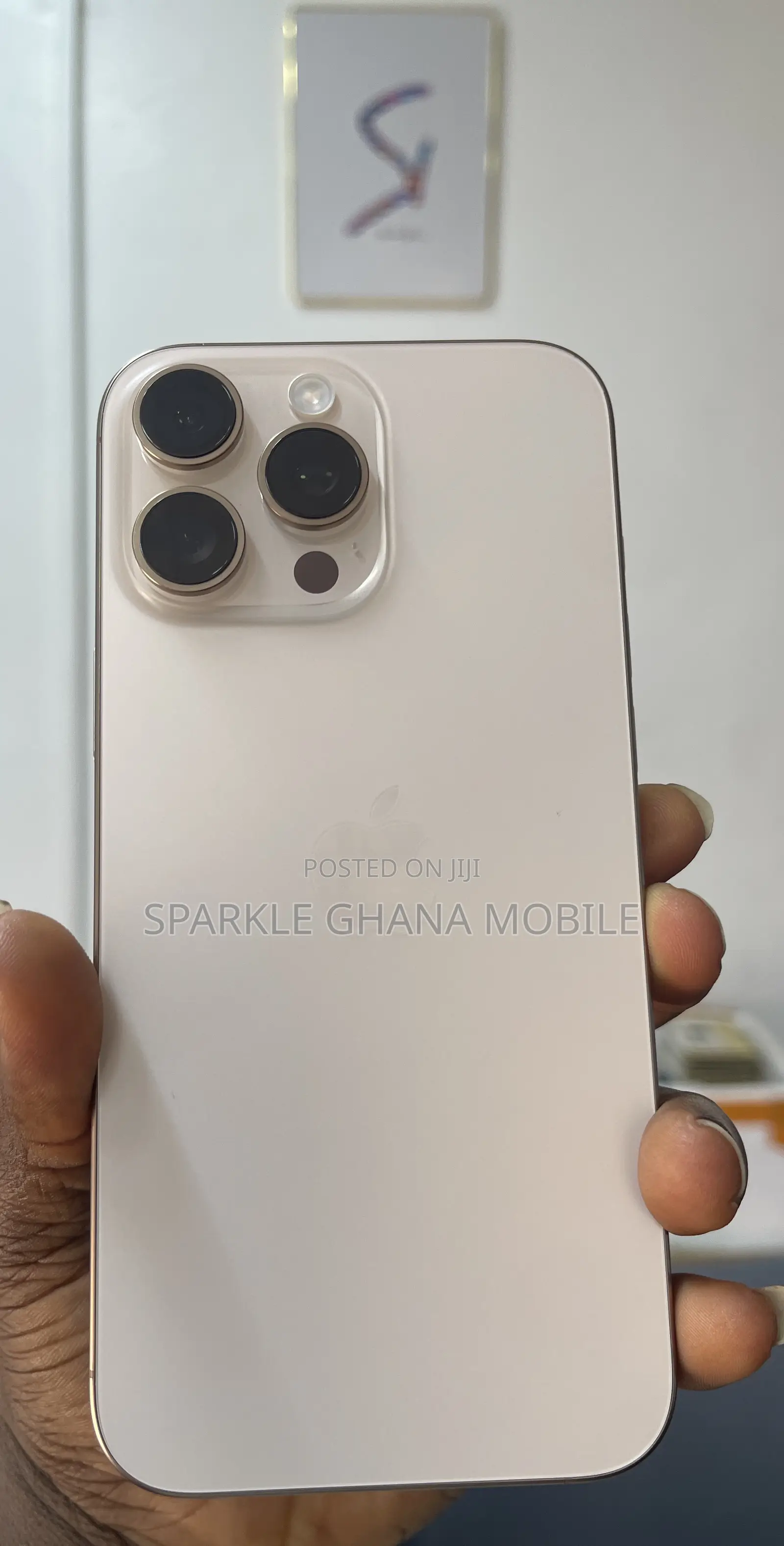 New Apple iPhone 16 Pro Max 256 GB Gold