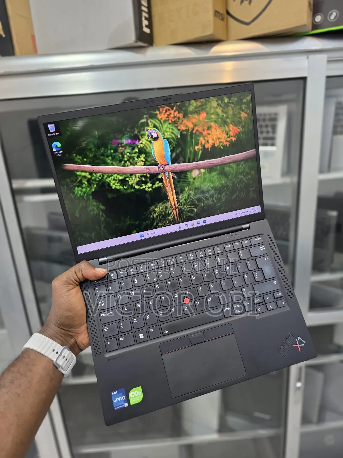 Laptop Lenovo ThinkPad X1 Carbon Gen11 16GB Intel Core I7 SSD 1T