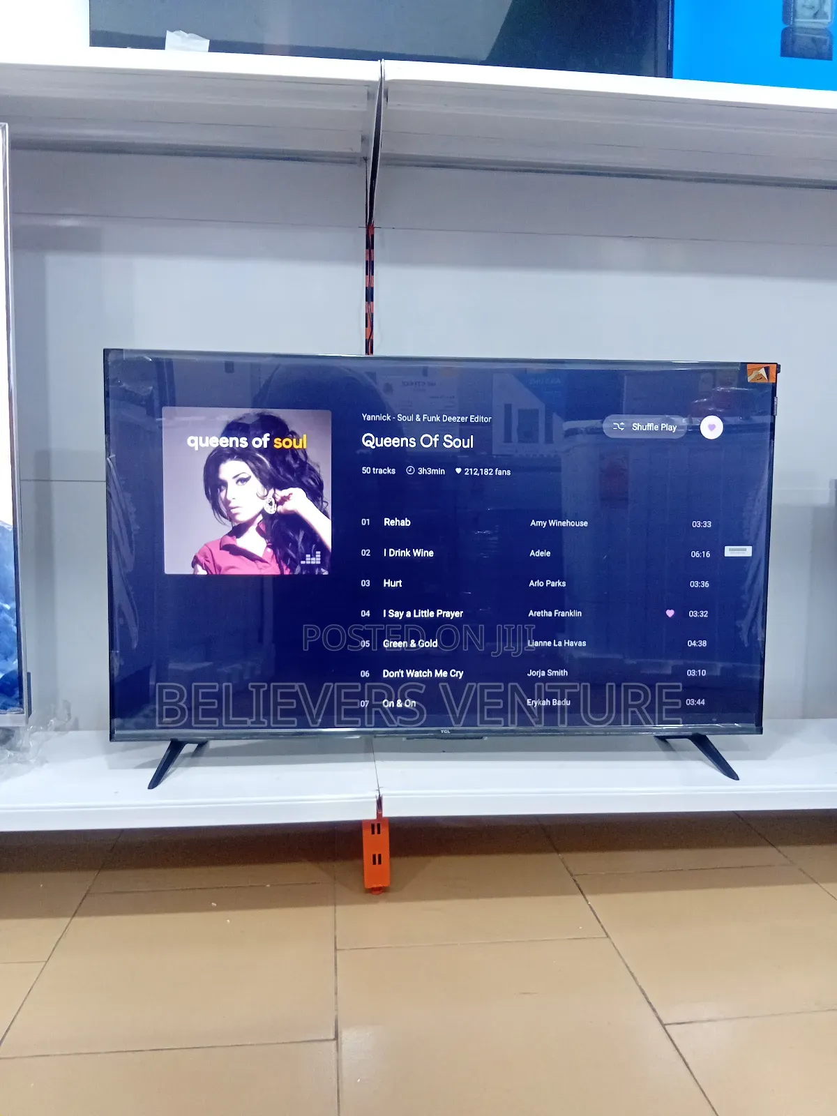43inches Smart Tv TCL/Google Collaboration Qled Display