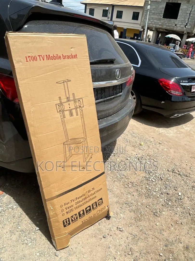 Universal Floor Stand For Large Flat Screen Tvs (32–75′′)