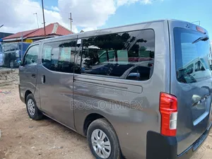 Nissan Caravan (Urvan) 2010 Grey