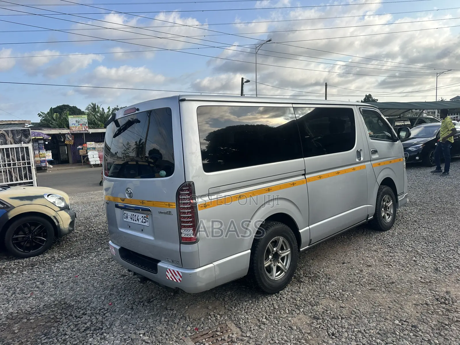 Toyota HiAce 2014 Silver