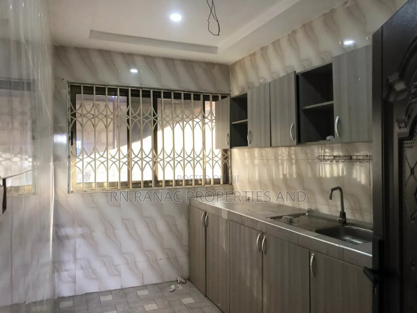 2bdrm Apartment in Teshie Tebibiano for rent