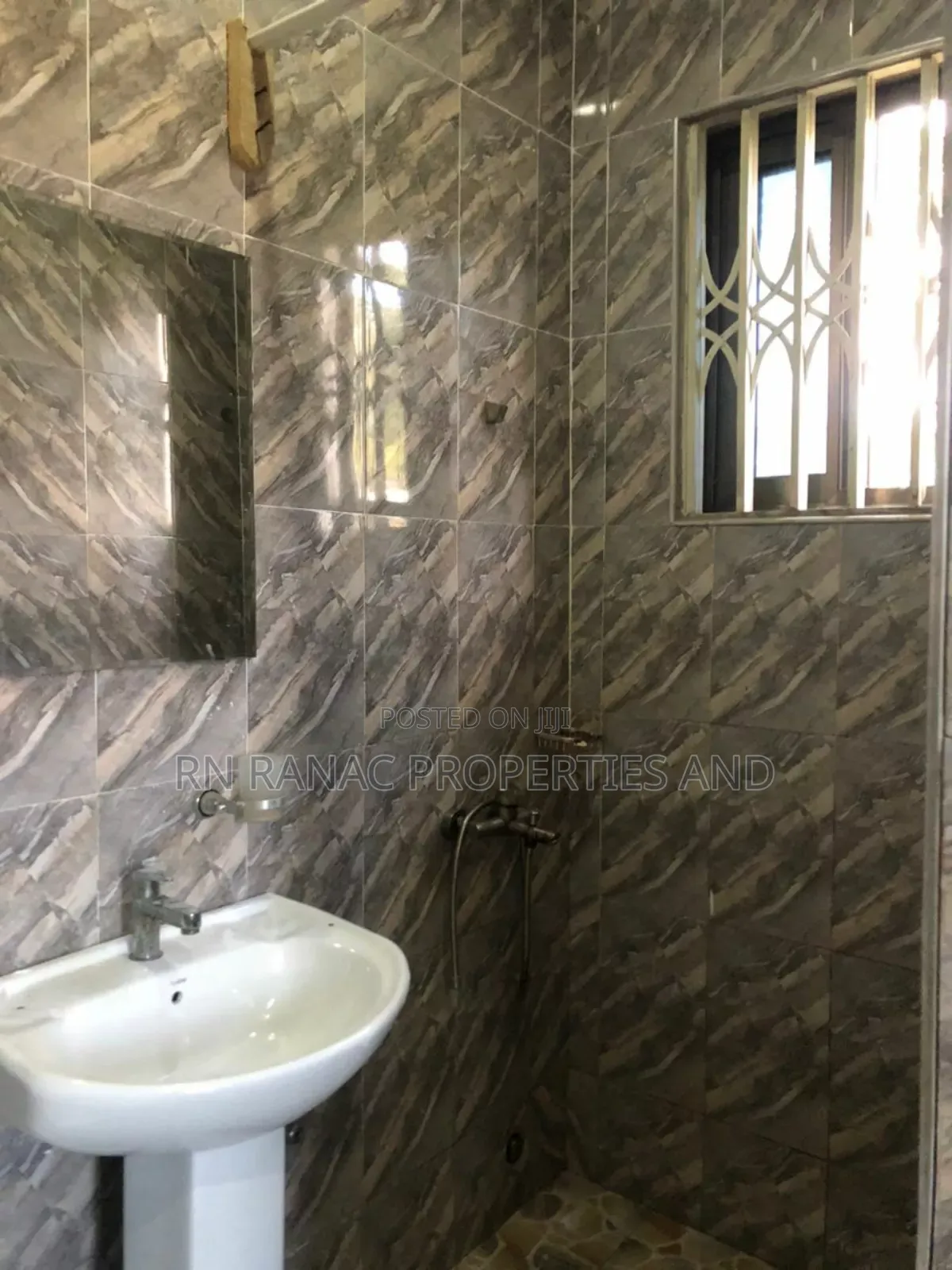 2bdrm Apartment in Teshie Tebibiano for rent