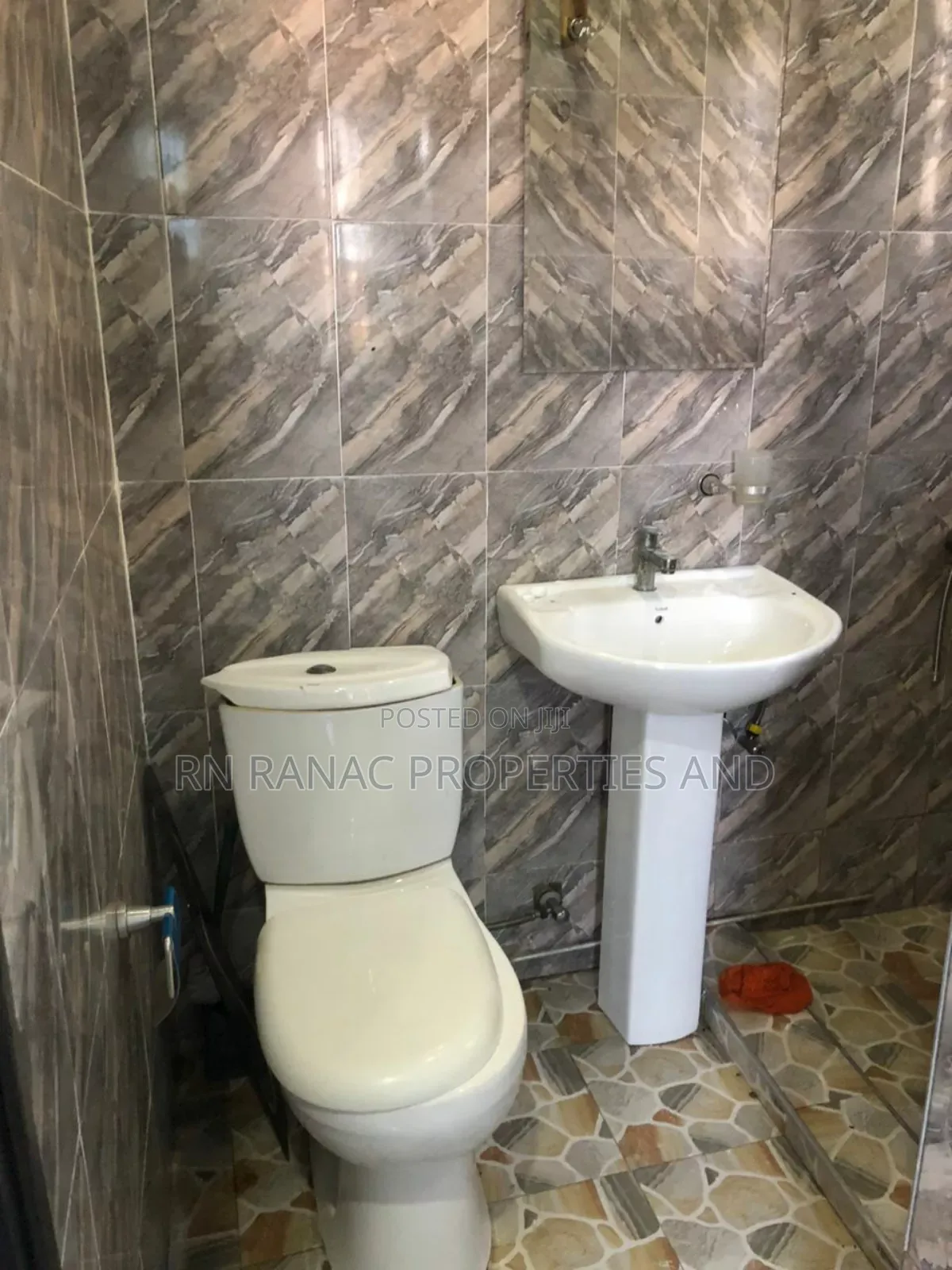 2bdrm Apartment in Teshie Tebibiano for rent